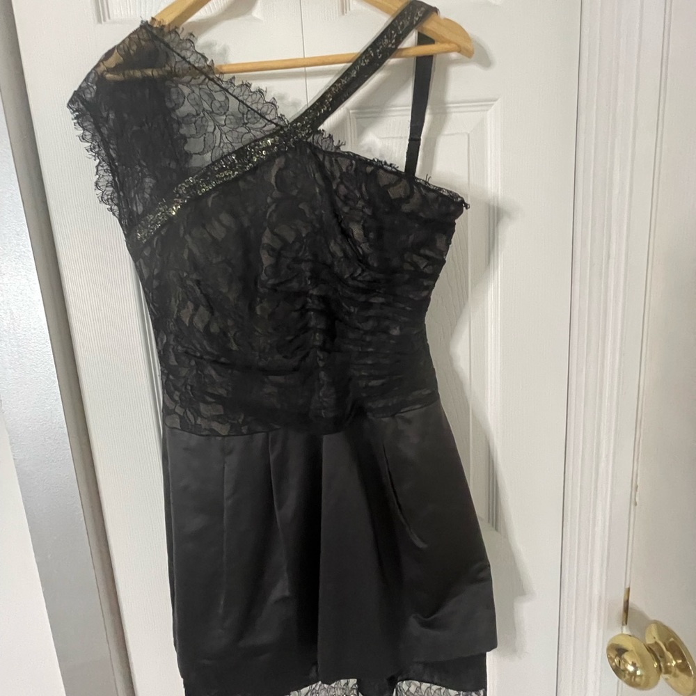BCBG Large 12 black designer mini short little black dress cold Off shoulder